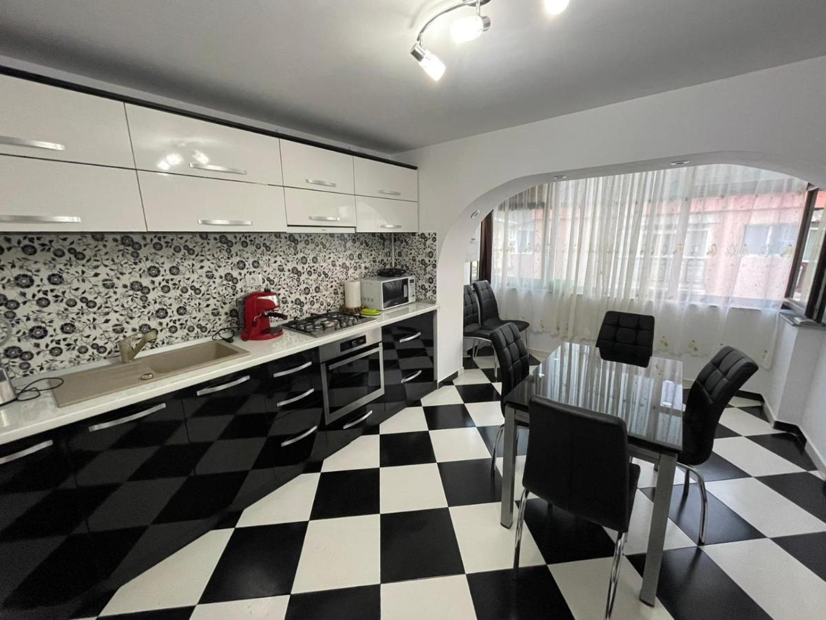 Apartament Luxury Gura Humorului Exterior photo